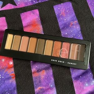 🔥BNWT Elf Rose Gold eyeshadow palette ✨